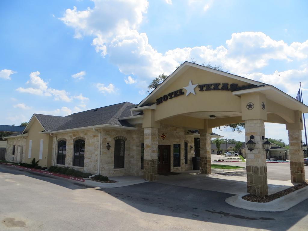 Hotel Texas Cuero Dış mekan fotoğraf